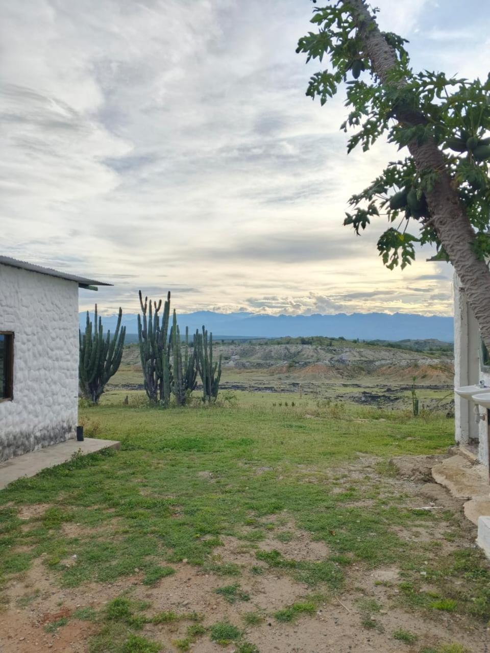 Hotel Flor De Liz Bereshit Bara Villavieja Luaran gambar